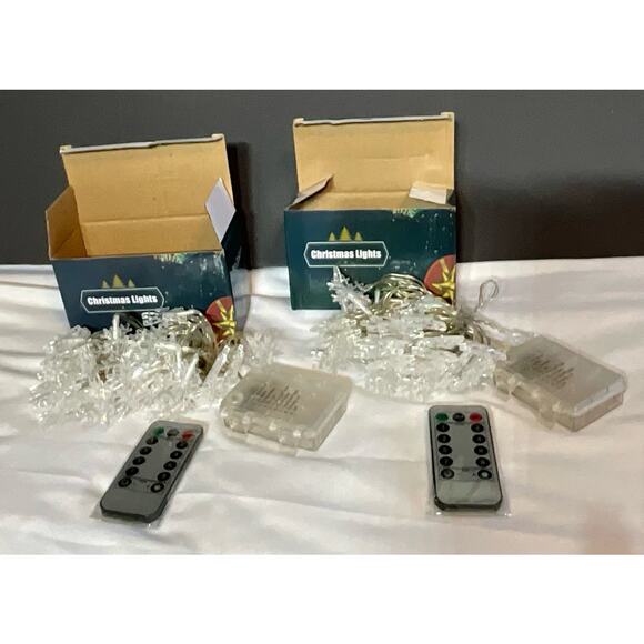 2 NIB Christmas 40 Snowflakes Remote Control LED Lights Cool White  Clear Wire - Picture 4 of 8